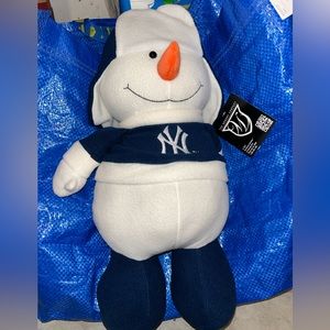 MLB New York Yankees Plush Snowman Stuffed Decoration With Trapper Hat NWT